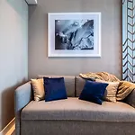 The Smart Concierge - Damac Prive