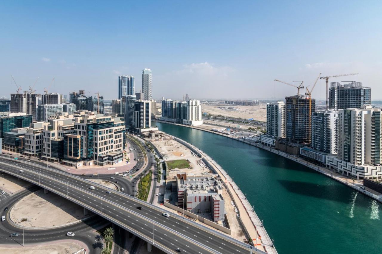 The Smart Concierge - Damac Prive Apartment *