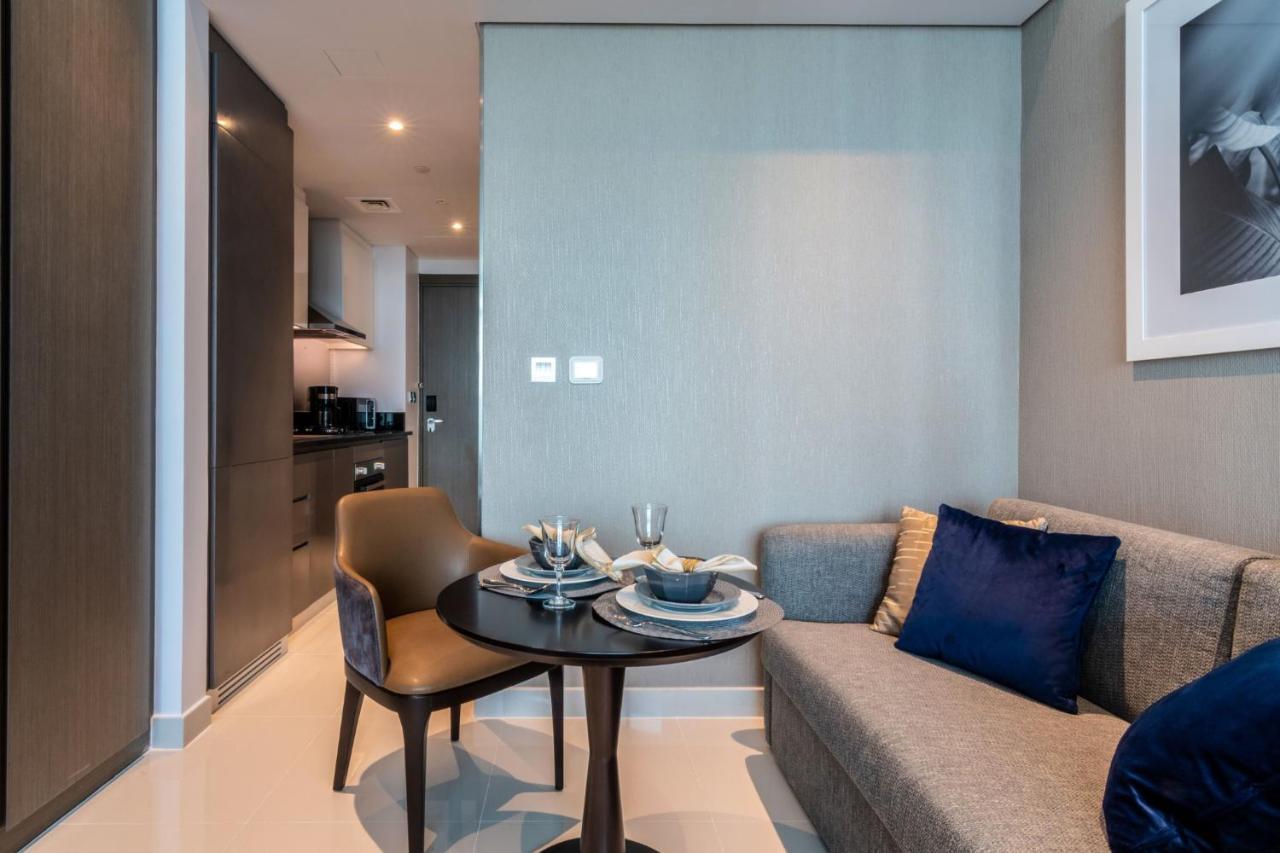 The Smart Concierge - Damac Prive Apartment