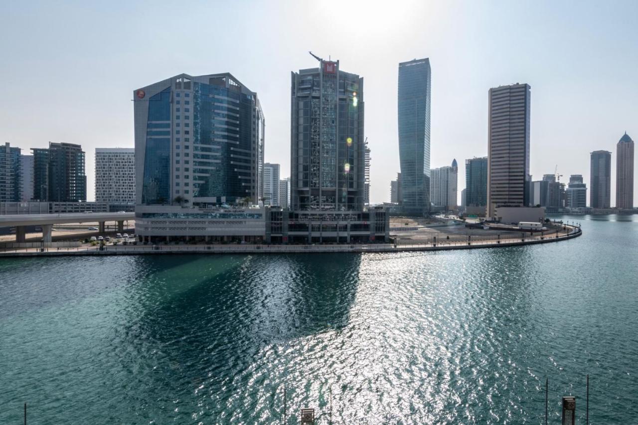 The Smart Concierge - Damac Prive Apartment
