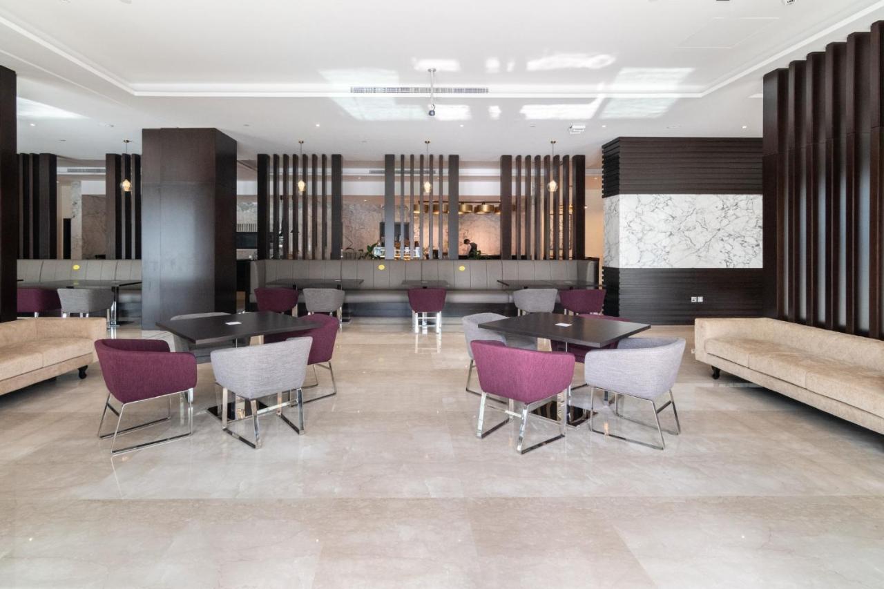 The Smart Concierge - Damac Prive